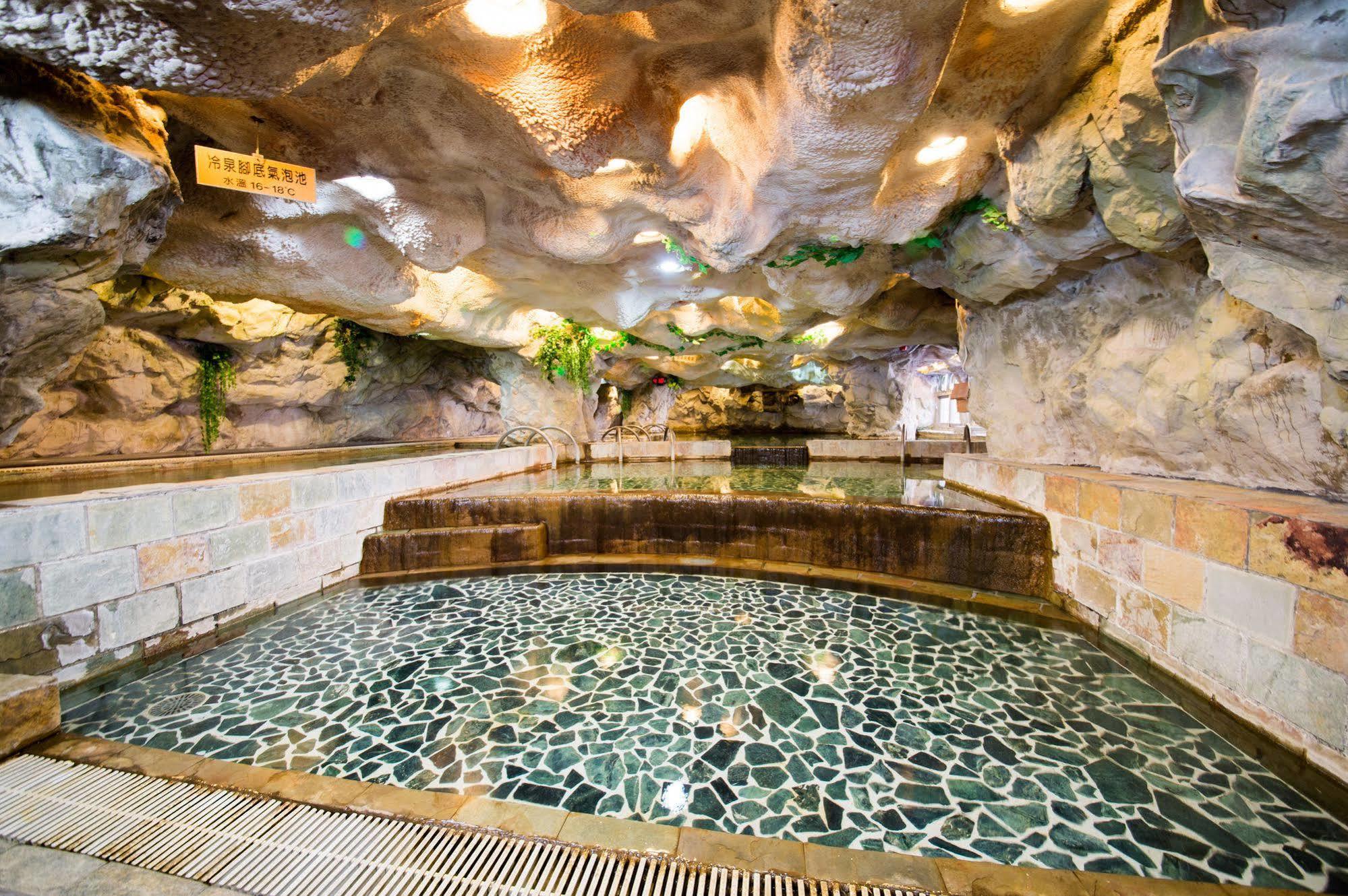 トンポー ティ ラン ホテル Xinyi エクステリア 写真
